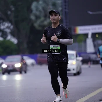 Runner Photo 8913786