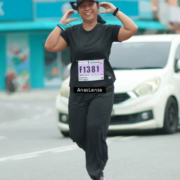 Runner Photo 8913787