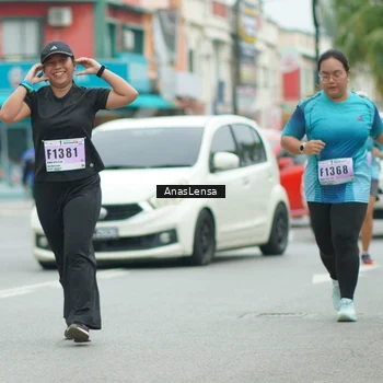 Runner Photo 8913801