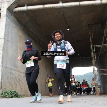 Runner Photo 8913807