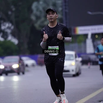 Runner Photo 8913812