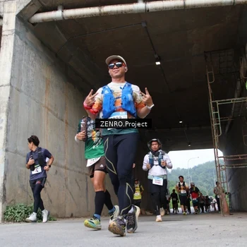 Runner Photo 8913822