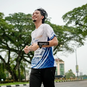 Runner Photo 8913824