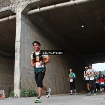 Runner Photo 8913826
