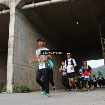 Runner Photo 8913838
