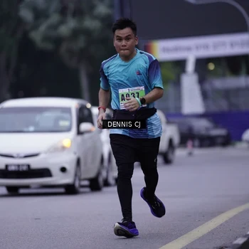 Runner Photo 8913864