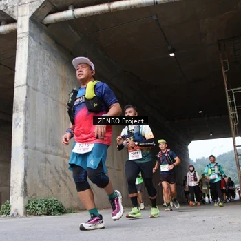 Runner Photo 8913901