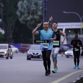 Runner Photo 8913967