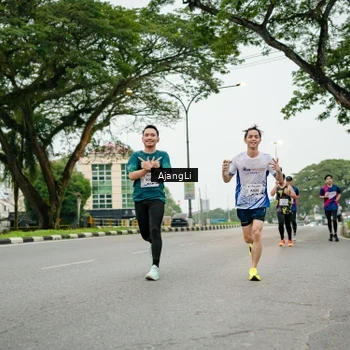 Runner Photo 8913991