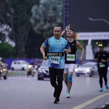 Runner Photo 8914006