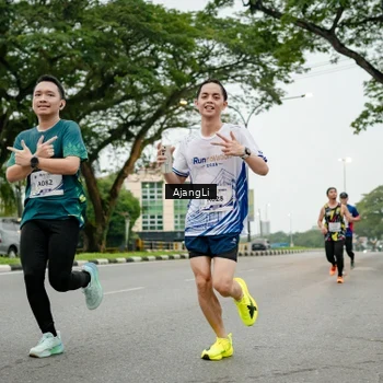 Runner Photo 8914015