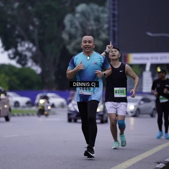 Runner Photo 8914034