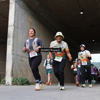 Runner Photo 8914060