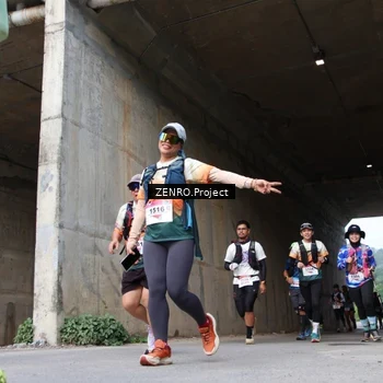 Runner Photo 8914073