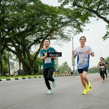 Runner Photo 8914074