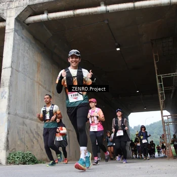 Runner Photo 8914084