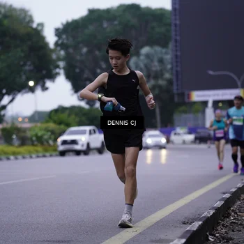 Runner Photo 8914139