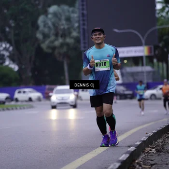 Runner Photo 8914174