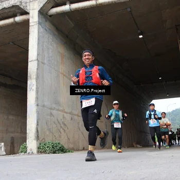 Runner Photo 8914328