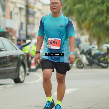 Runner Photo 8914413