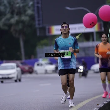 Runner Photo 8914422