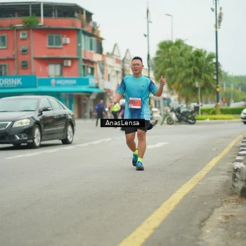 Runner Photo 8914427