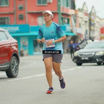 Runner Photo 8914435