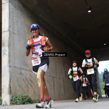Runner Photo 8914436