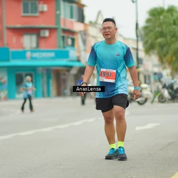 Runner Photo 8914443