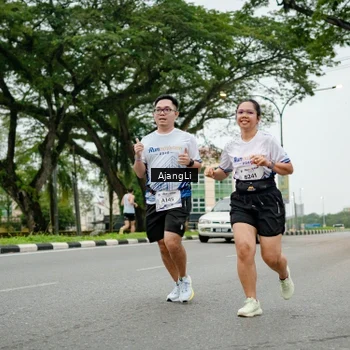 Runner Photo 8914446