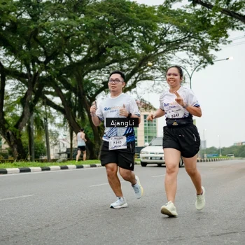Runner Photo 8914452