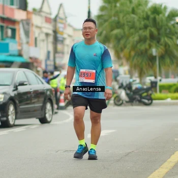 Runner Photo 8914460