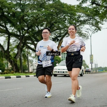 Runner Photo 8914465