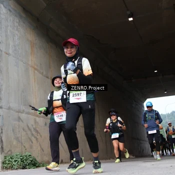 Runner Photo 8914469
