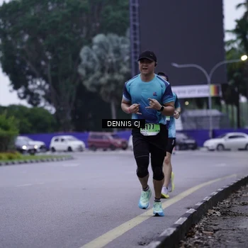 Runner Photo 8914490