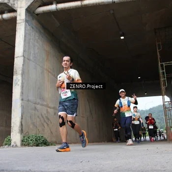 Runner Photo 8914512