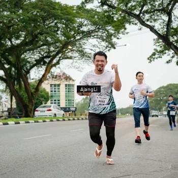 Runner Photo 8914515