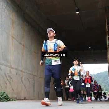 Runner Photo 8914521