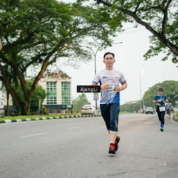 Runner Photo 8914531