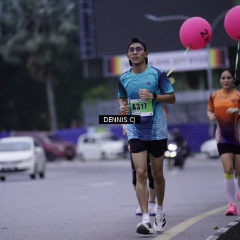 Runner Photo 8914565