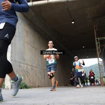 Runner Photo 8914578