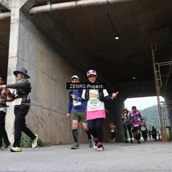 Runner Photo 8914594