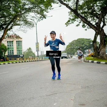 Runner Photo 8914598