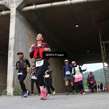 Runner Photo 8914651