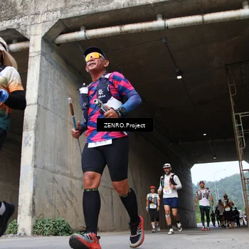 Runner Photo 8914656