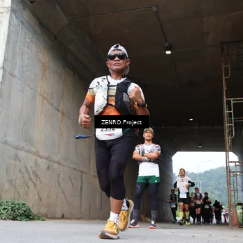Runner Photo 8914708