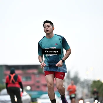 Runner Photo 8914743