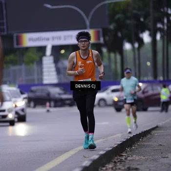 Runner Photo 8914758