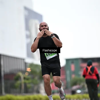Runner Photo 8914824