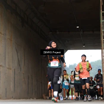 Runner Photo 8914851
